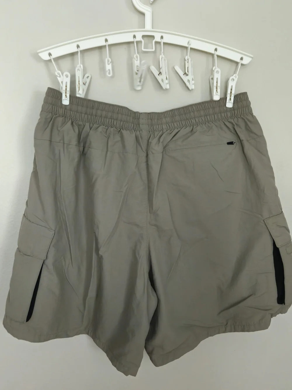 Nike sporty cargo